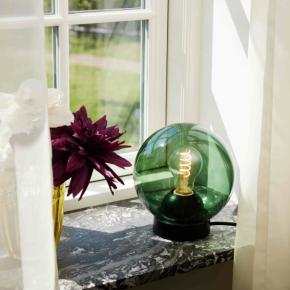 743278-Bubbles-table-lamp-green_LIFESTYLE2-1024x683.jpg