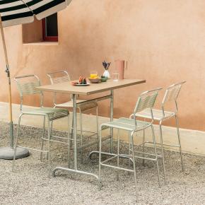 Chaise de bar.jpg