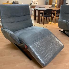SALE 4905 fauteuil.jpg
